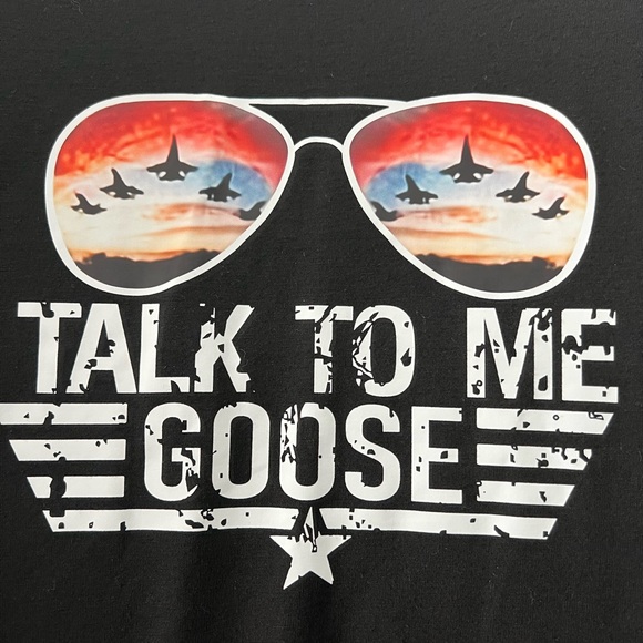 Talk To Me Goose tee shirt size Large - Picture 2 of 3